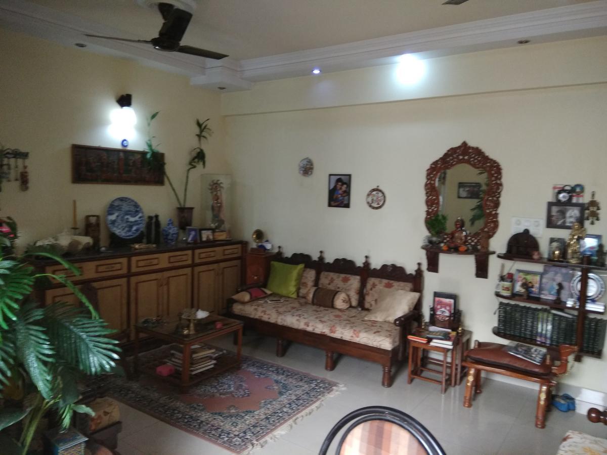 Bed and Breakfast Joy'S Nest Калькутта Экстерьер фото